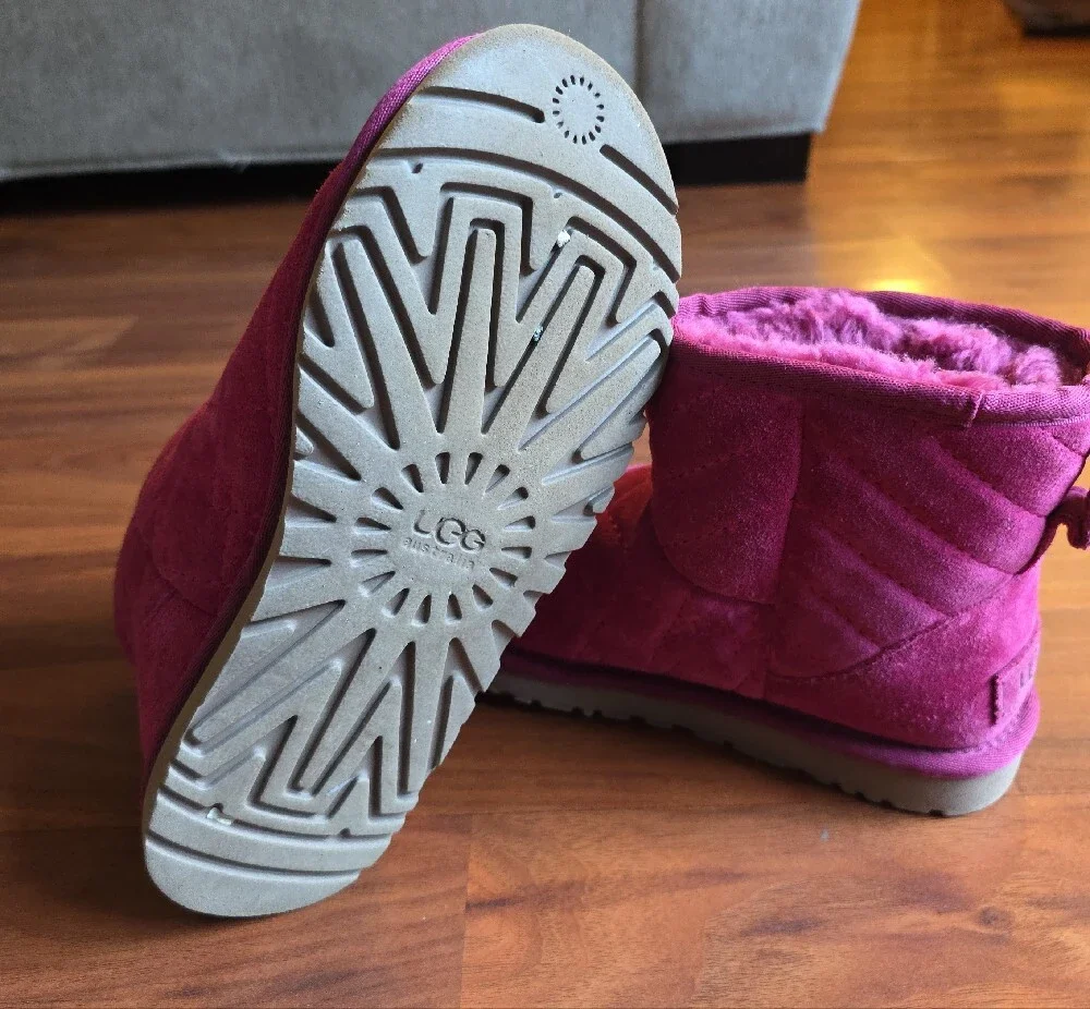 UGG Kids Quilted Fleece-Lined Slippers in Berry